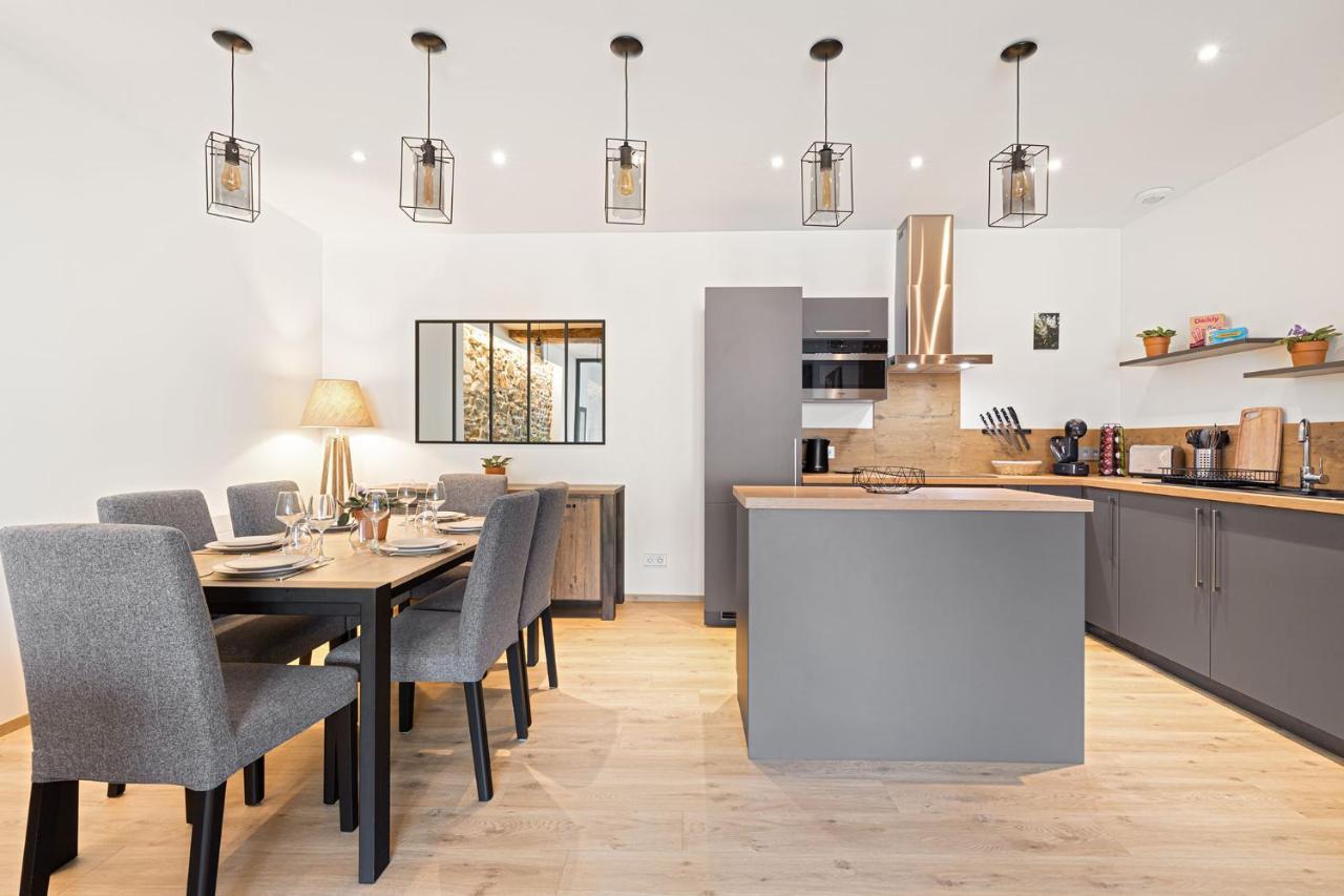 Design Et Charme, 100M2 Face A La Saone Apartment Lyon Bagian luar foto