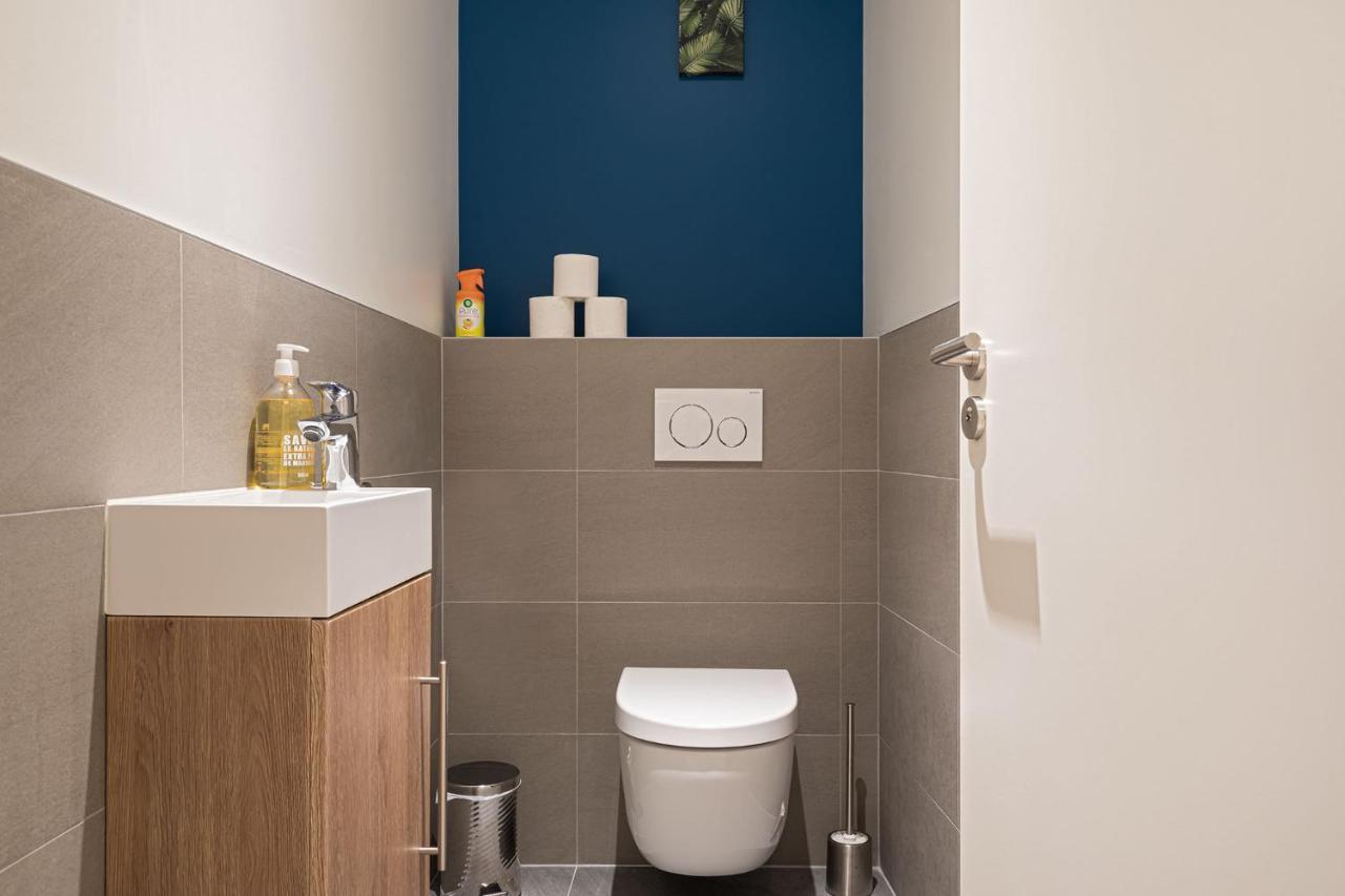 Design Et Charme, 100M2 Face A La Saone Apartment Lyon Bagian luar foto